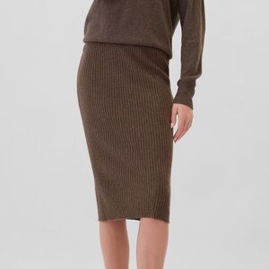 Gap || Brown ribbed sweater skirt